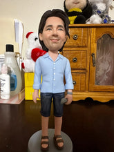 将图片加载到图库查看器，Custom Bobbleheads Fully Body Customizable 1 Person  With Engraved Text
